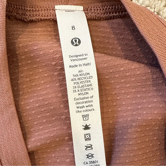 Lululemon swiftly tech long sleeve shirt. - Picture 3 of 3